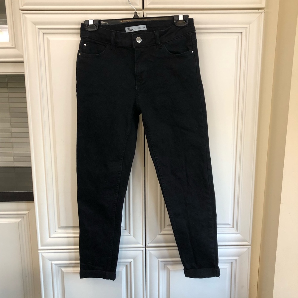 Zara women’s crop jeans